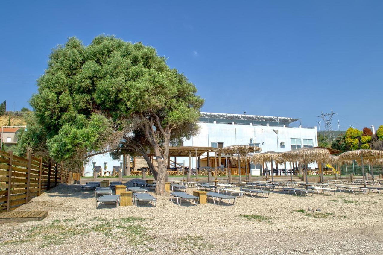 Epipleon Luxury Suites -106- Δωμάτιο 40Τμ Με Βεράντα 45Τμ Μπροστά Στην Θάλασσα Nafpaktos Esterno foto